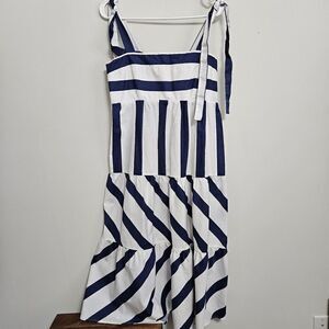 Everlily Midi Sundress Size Medium Blue White Stripes Comfort Coastal Boho EUC